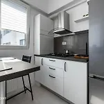 Lejlighed 827 *