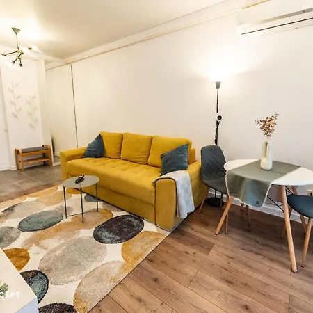 Apartment 827 Bukarest